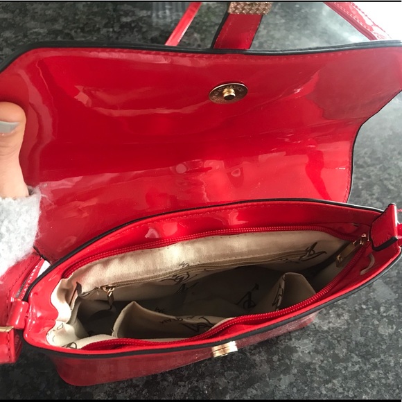 Purse - Picture 6 of 7